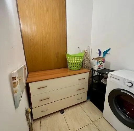 Apartmán център с паркинг за нормална до средно голяма кола Varna