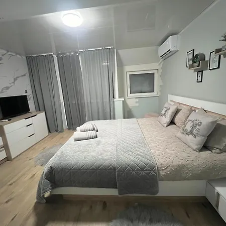 център Apartment